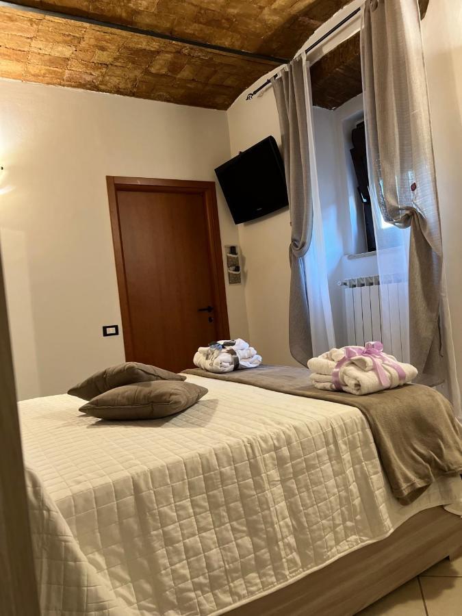 L' Anfora Locazione Turistica Apartment Терни Екстериор снимка